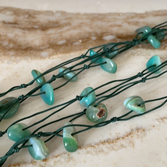 Vintage Green Agate Stone Necklace on Silk - Picture 3 of 6